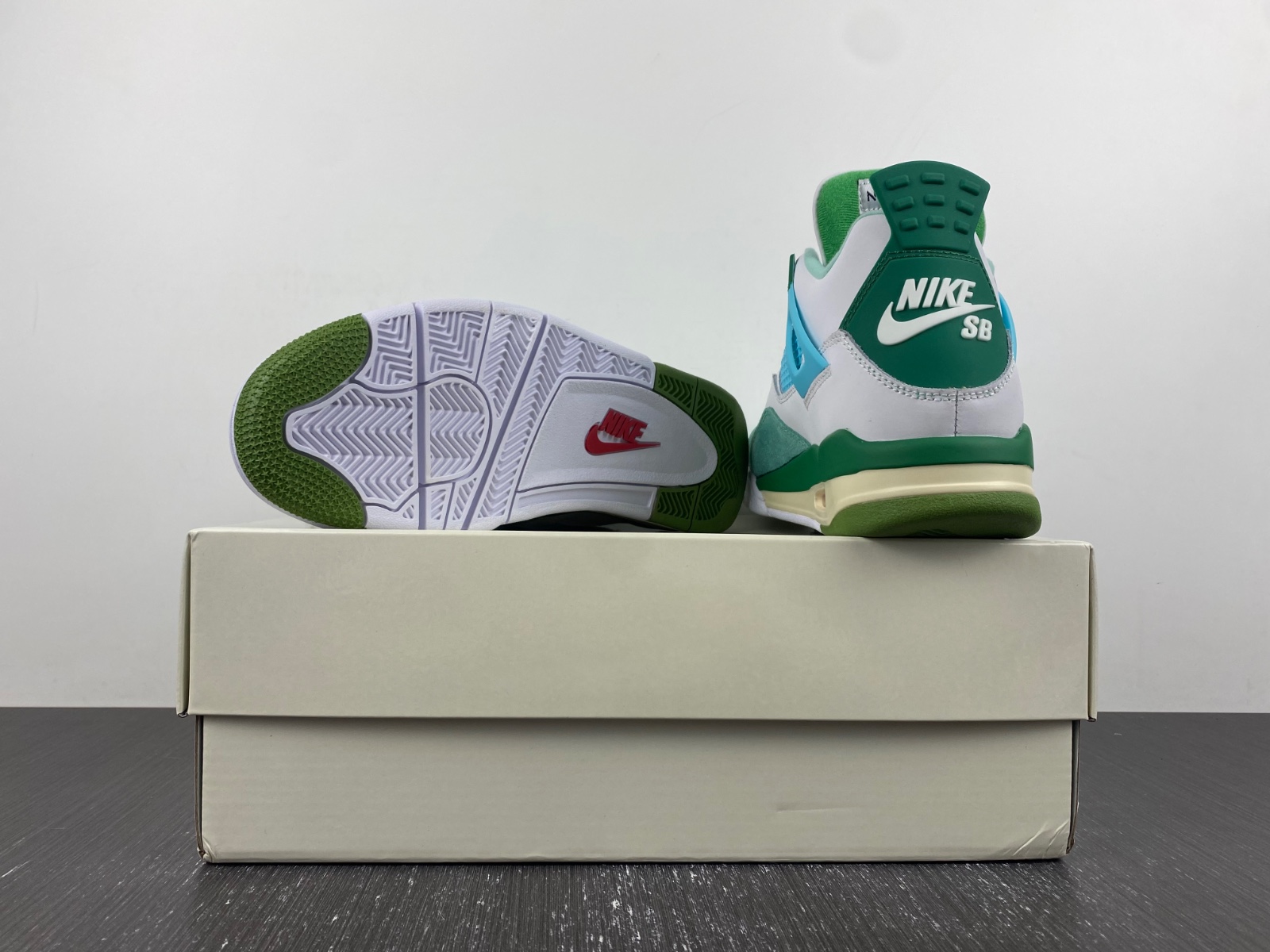 Nike SB x Air Jordan 4 "Bulbasaur" Custom