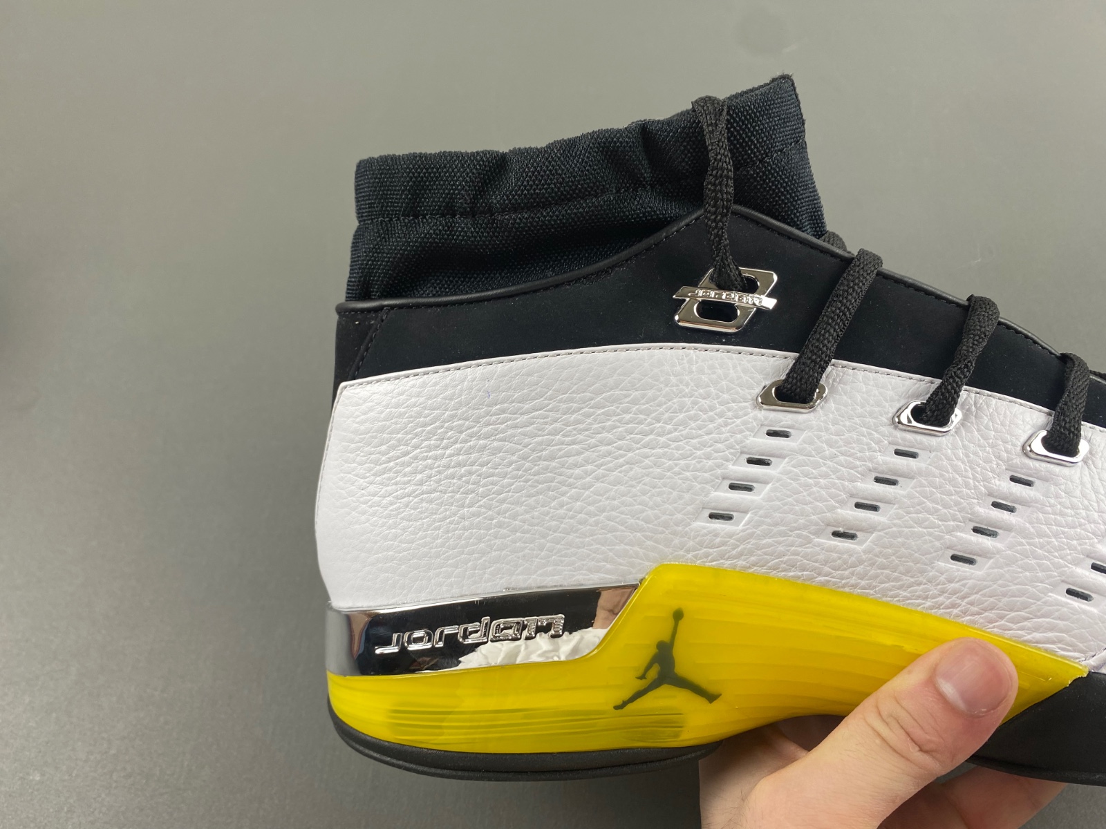 Air Jordan 17 Low “Lightning”   FJ0395-100