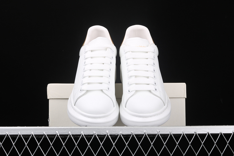 MCQUEEN OVERSIZED SNEAKER
