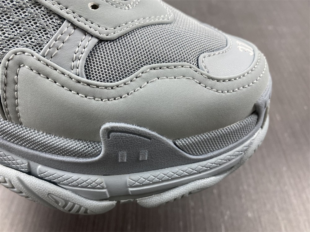 Balenciaga TRIPLE S TRAINER