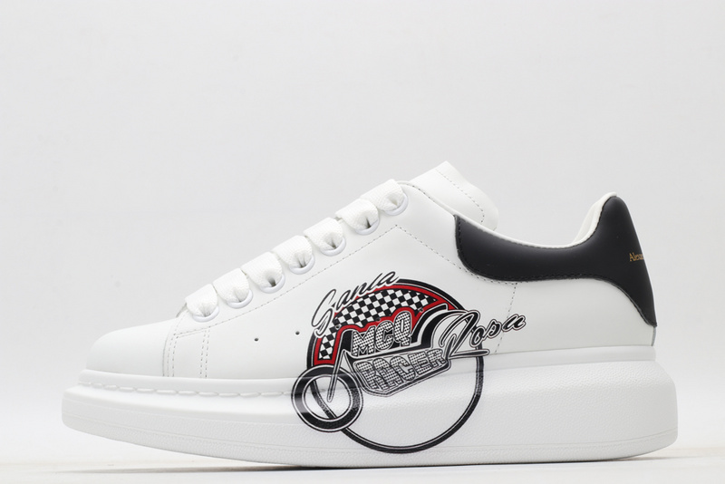 MCQUEEN OVERSIZED SNEAKER