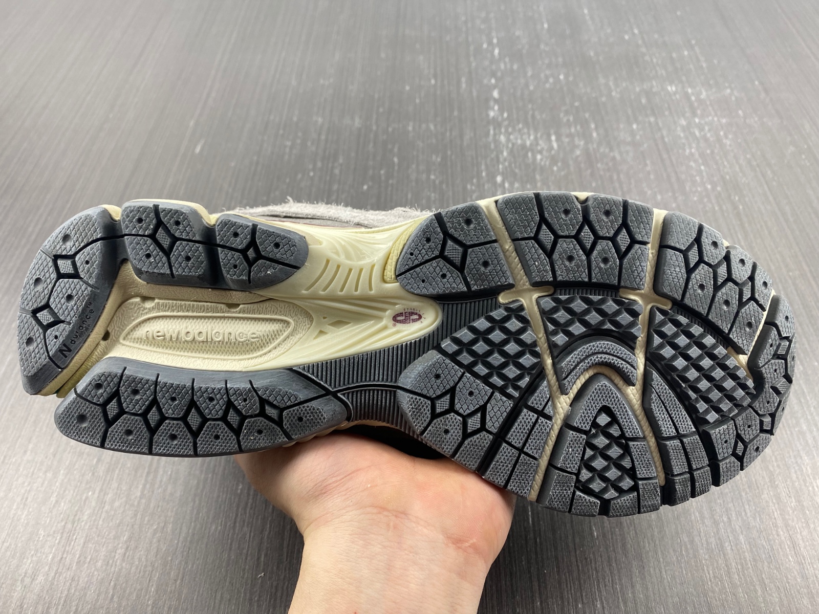 New Balance 2002R Protection Pack Rain Cloud - M2002RDA