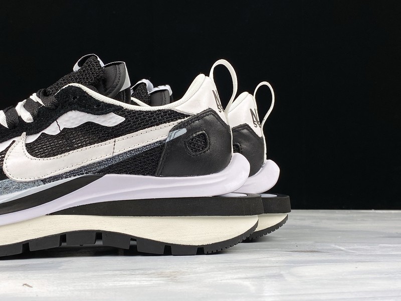 Sacai x Nike Pegasua Vaporfly Black White CI9928 001