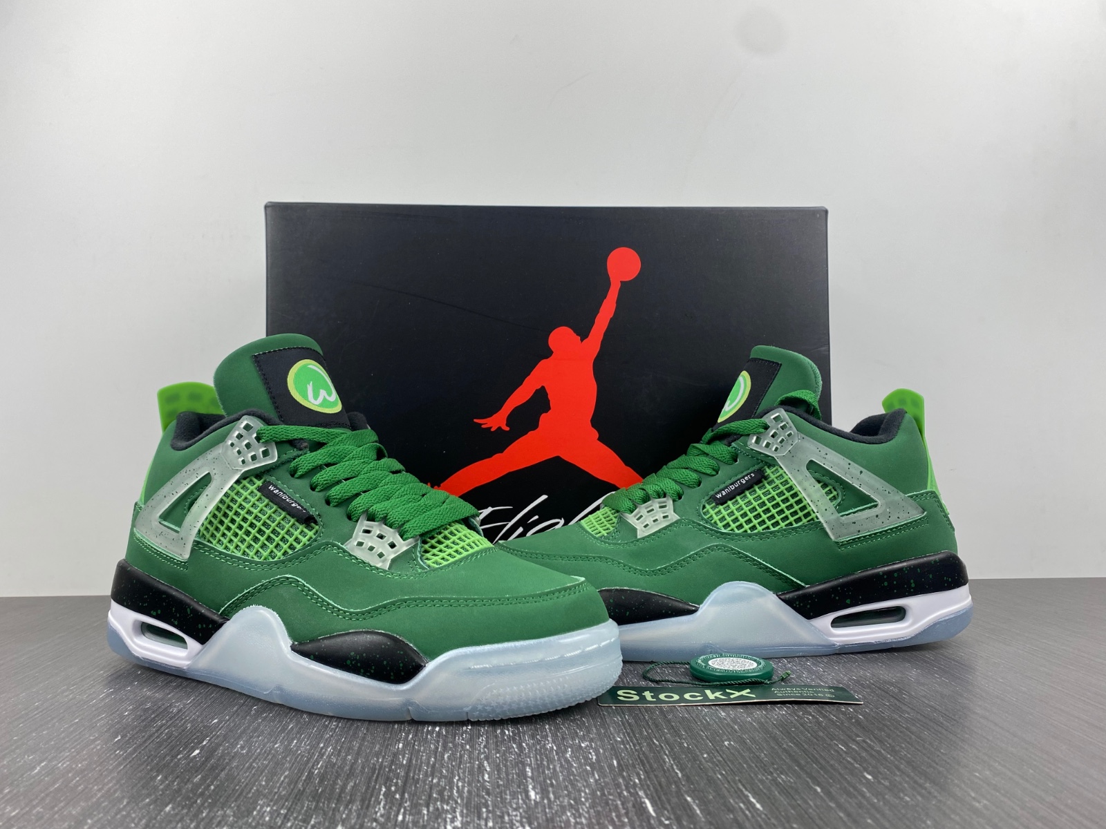 Nike  Air Jordan 4 PE customize