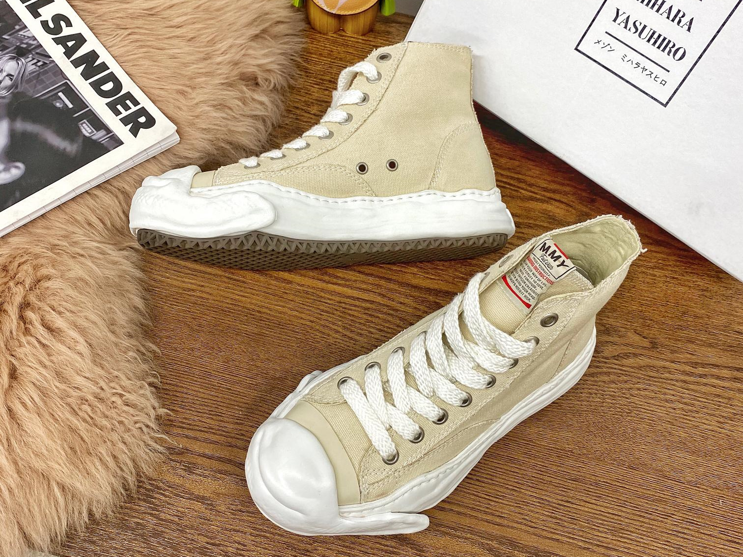 Maison Mihara Yasuhiro High-Top Sneakers  MMY-004