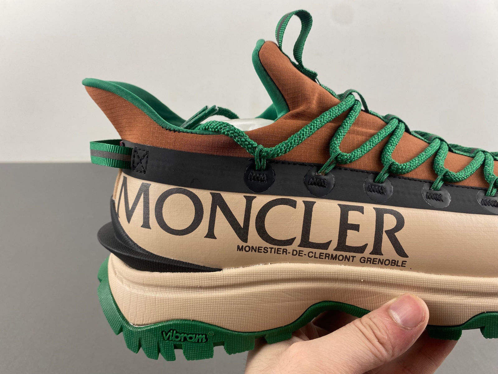 Moncler Trailgrip Lite 2 Sneakers  MC-004