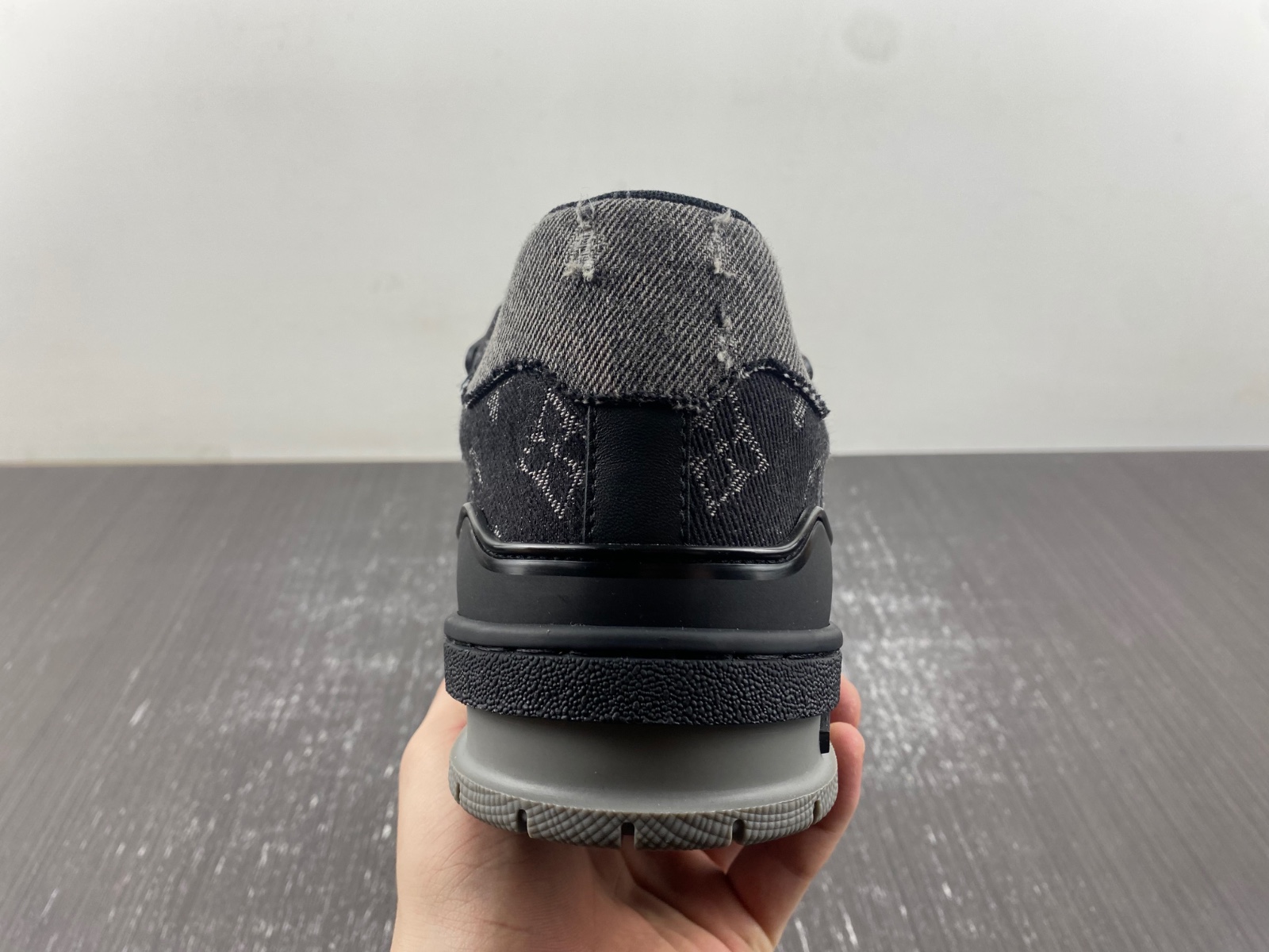 LV Trainer Sneaker