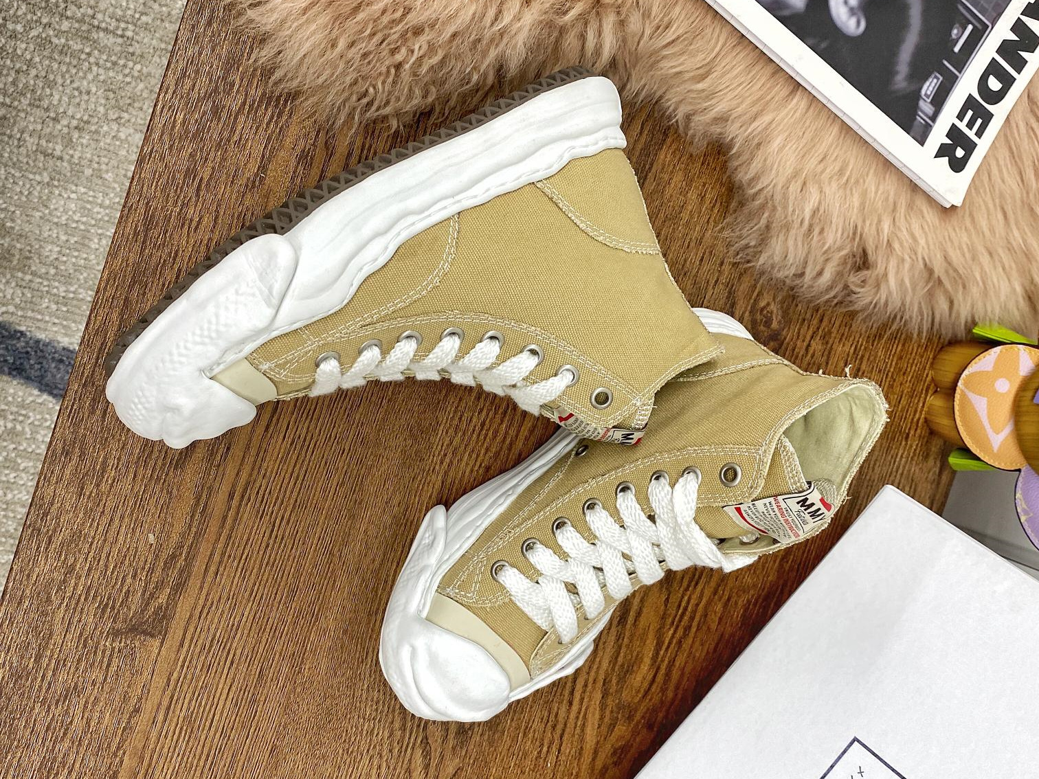 Maison Mihara Yasuhiro High-Top Sneakers MMY-007