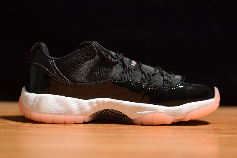Air Jordan 11 Retro Low GG 