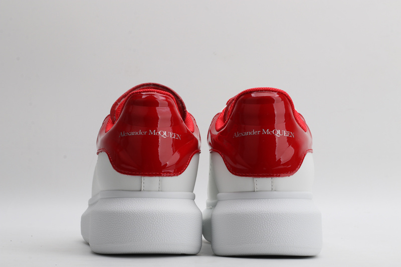 MCQUEEN OVERSIZED SNEAKER