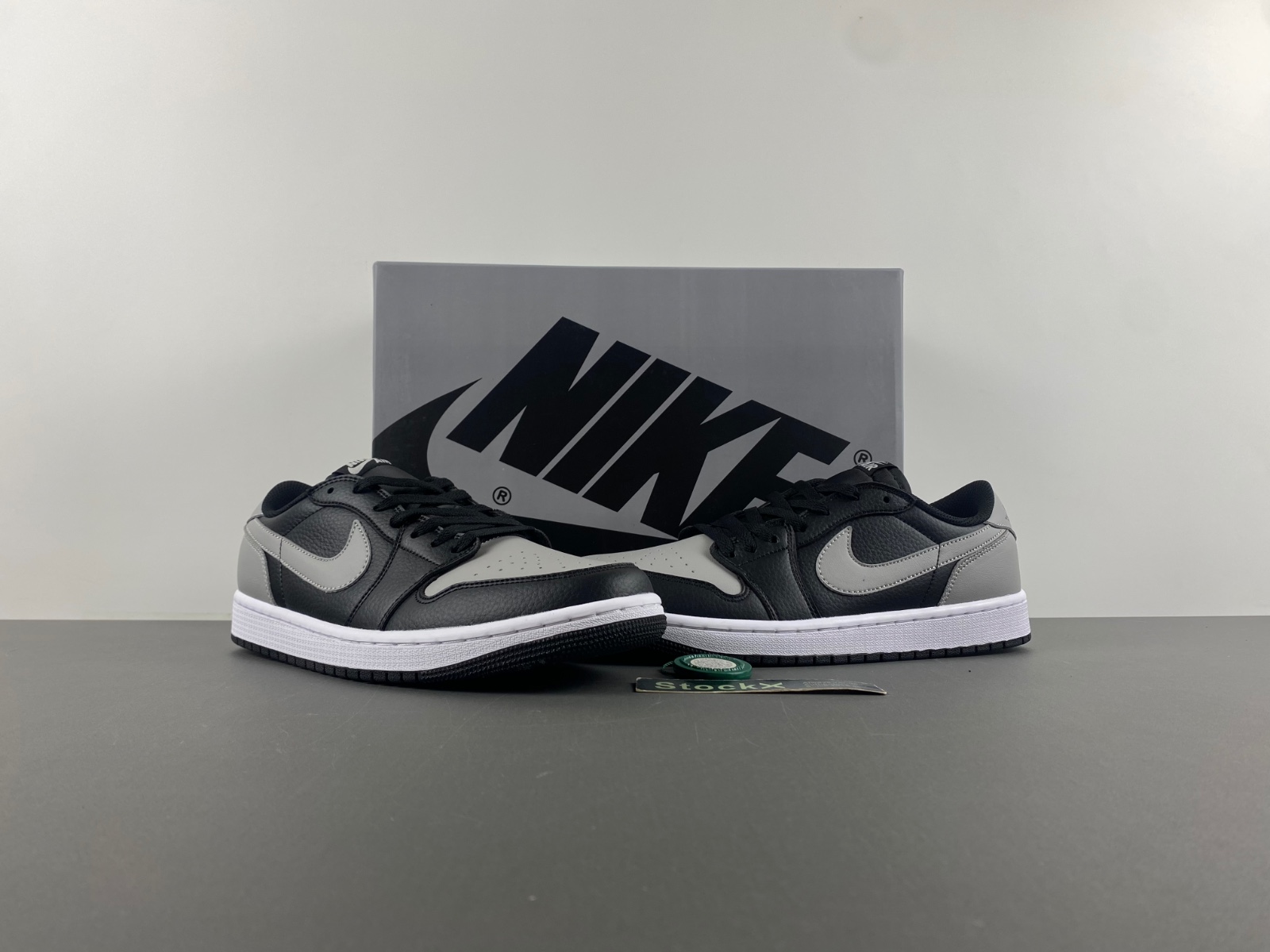 Jordan Retro 1 Low OG  CZ0790-003