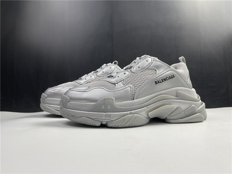 Balenciaga TRIPLE S TRAINER