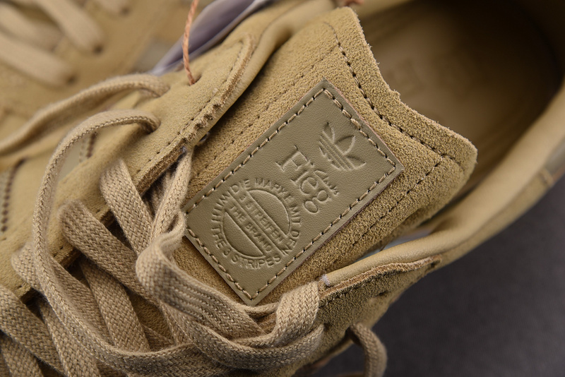 Ronnie Fieg x Clarks x 8th Street Samba