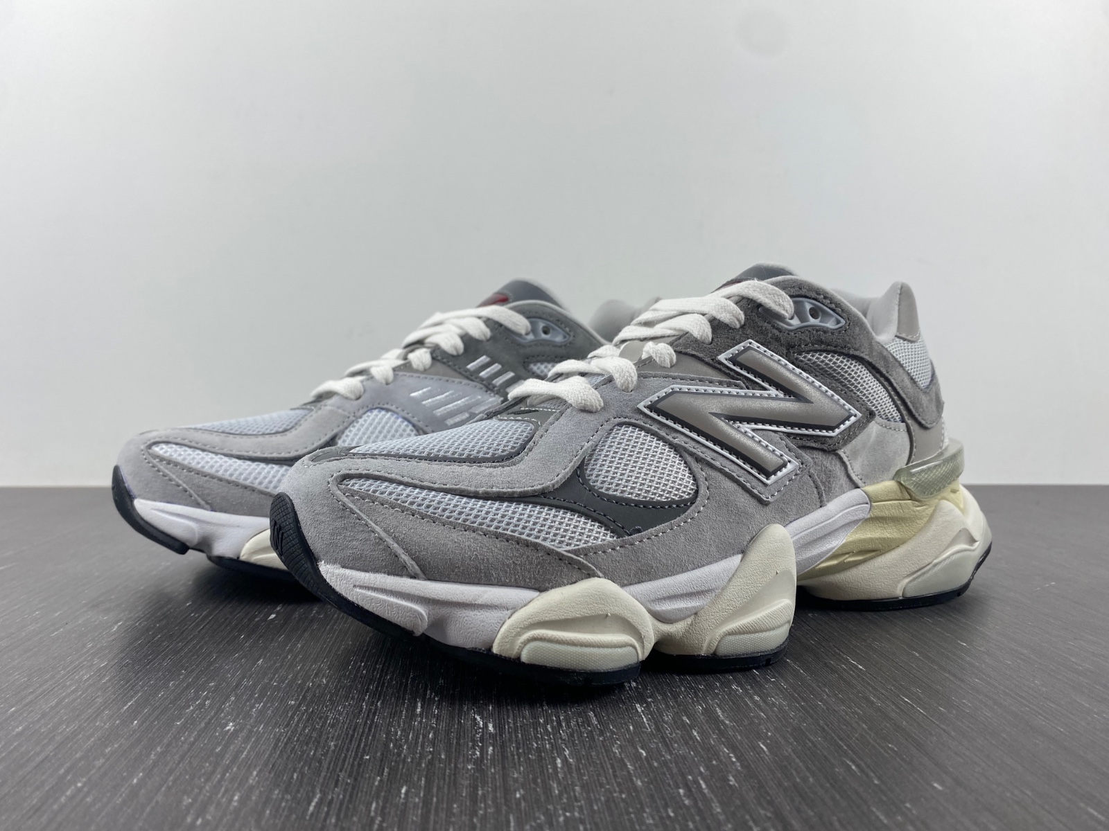 New Balance 9060 Rain Cloud Grey - U9060GRY