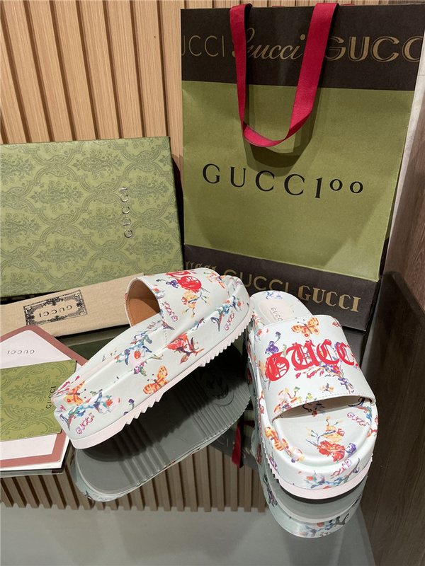 GUCCI WOMEN