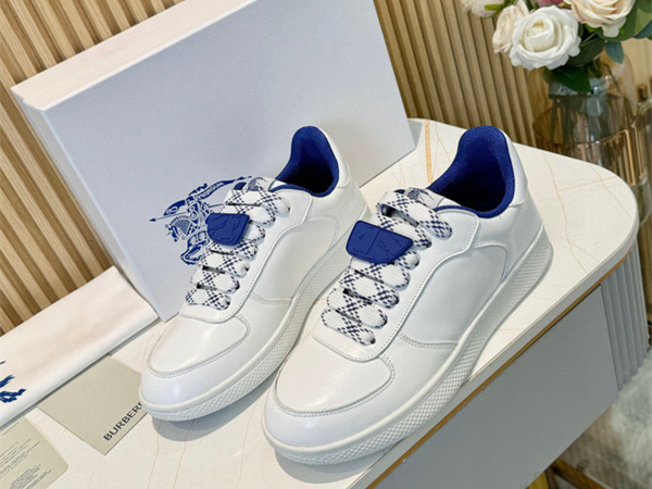 Burberry Check Terrace Sneakers BBR--3011