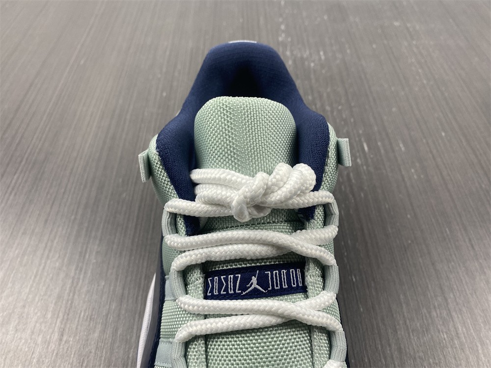 Air  Jordan 11 Retro Low Georgetown 528895-007