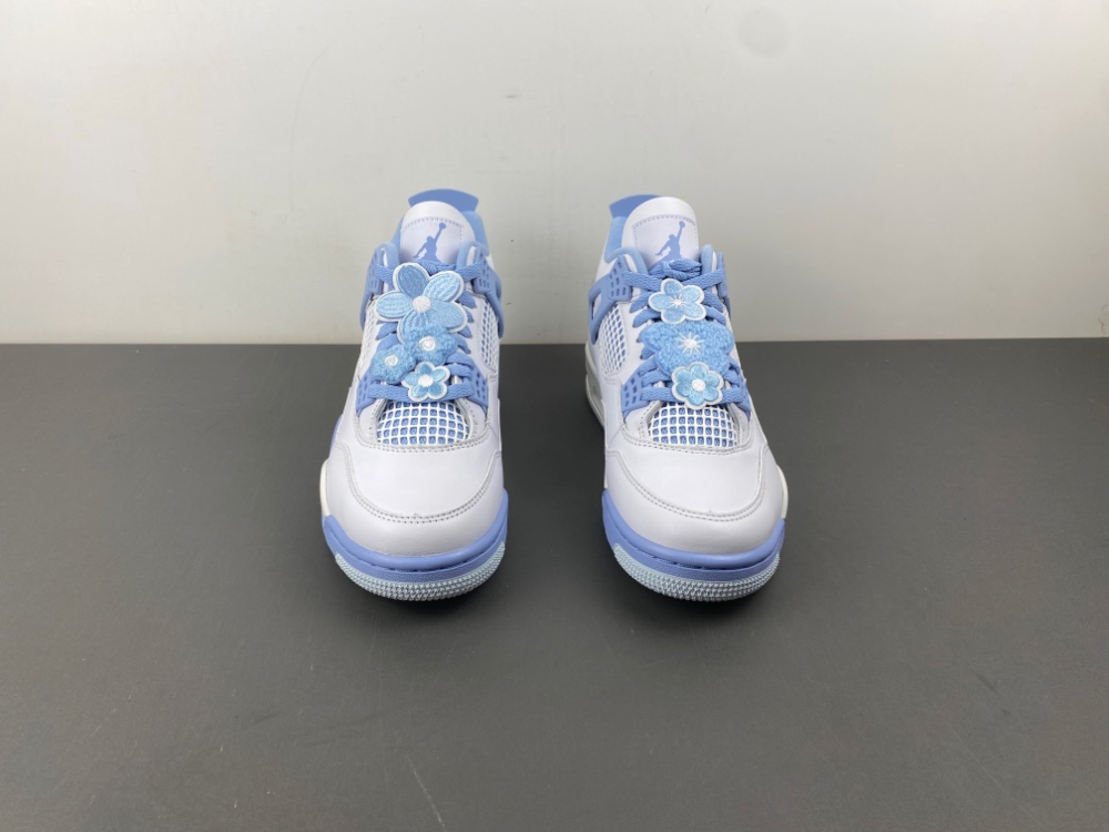 Air Jordan 4 “Forget Me Not”HV0823-100
