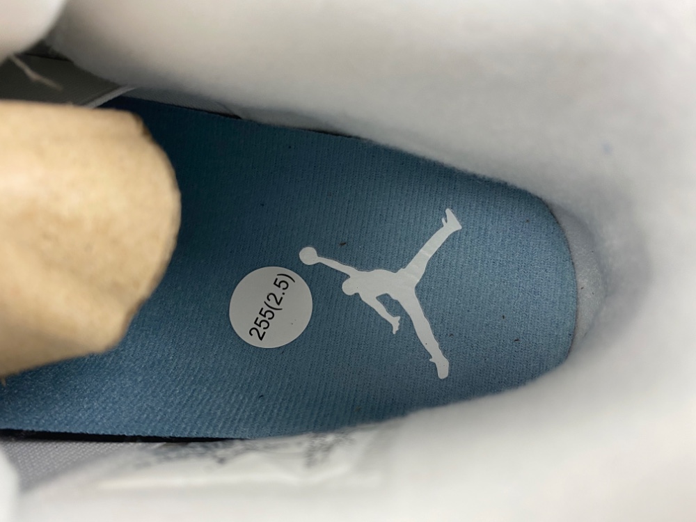 Air Jordan 4 Denim "Worn Blue” Levis IB6716-100