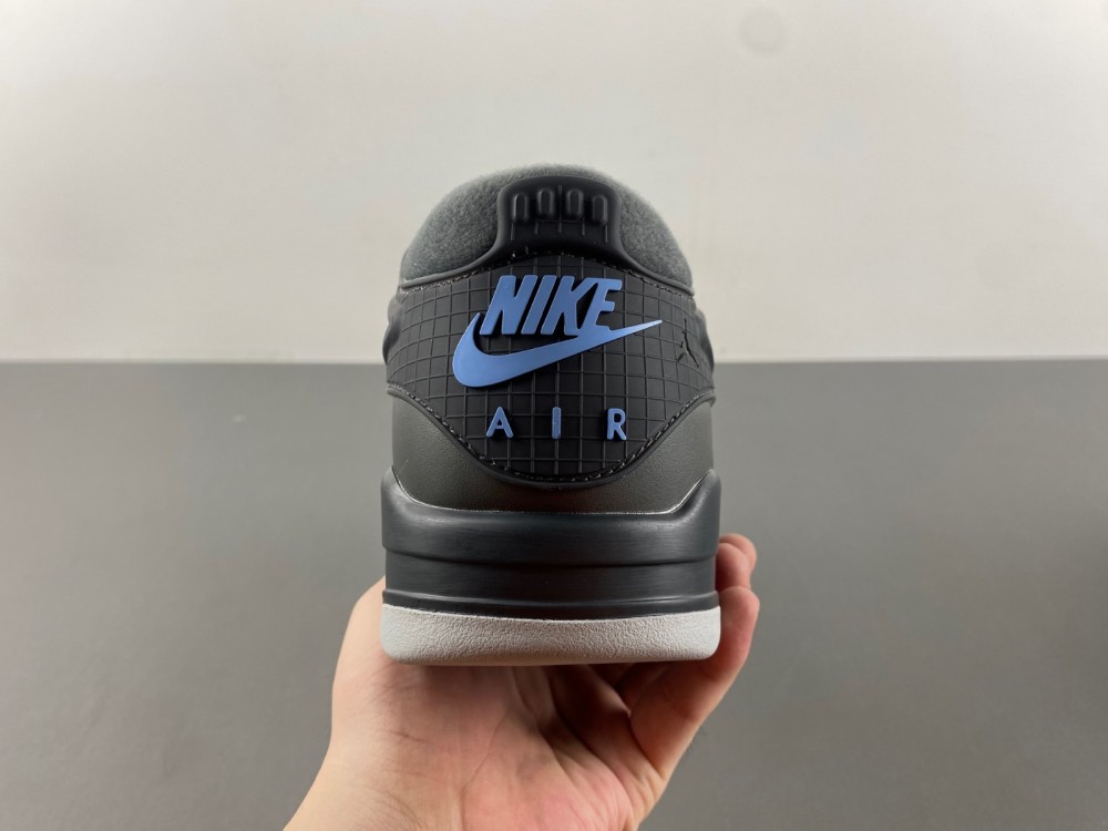 Air Jordan 4 RM FQ7938-002