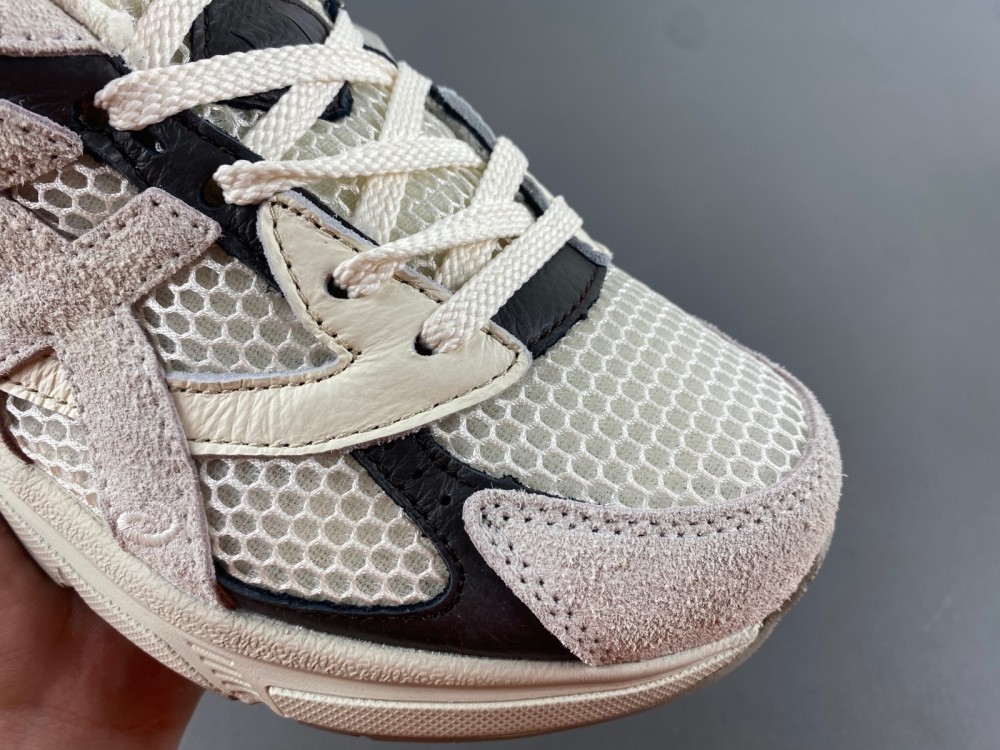 HAL STUDIOS x ASICS  Gel 1130 