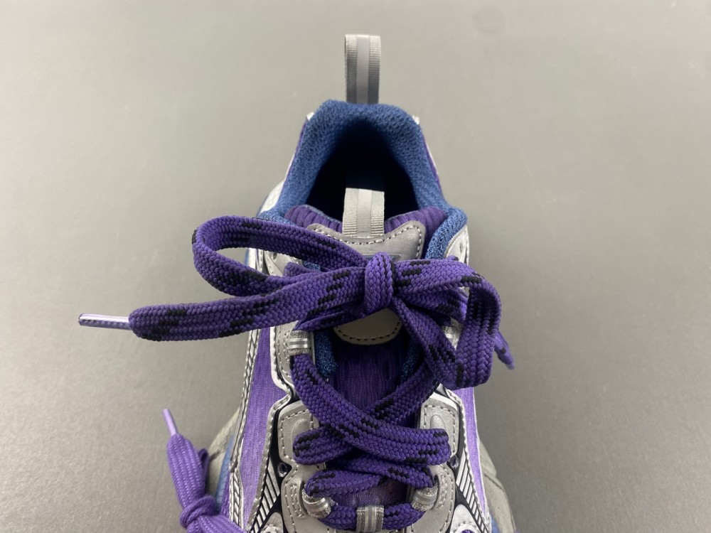 Balenciaga 3XL 734731 W3XGM5140