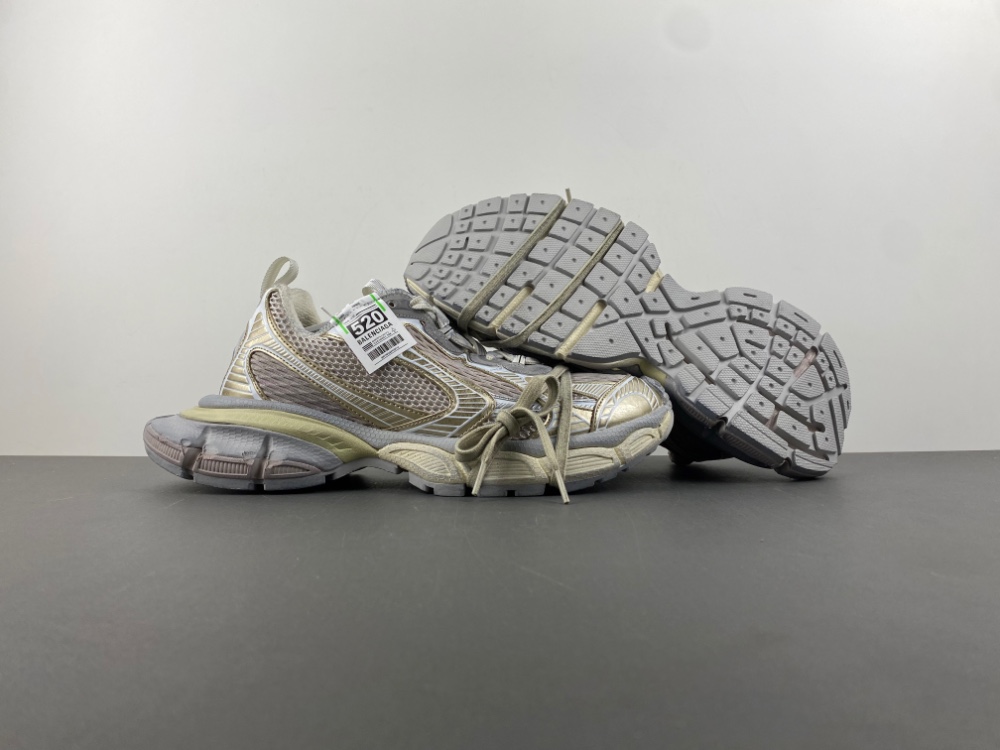 Balenciaga 3XL Off White