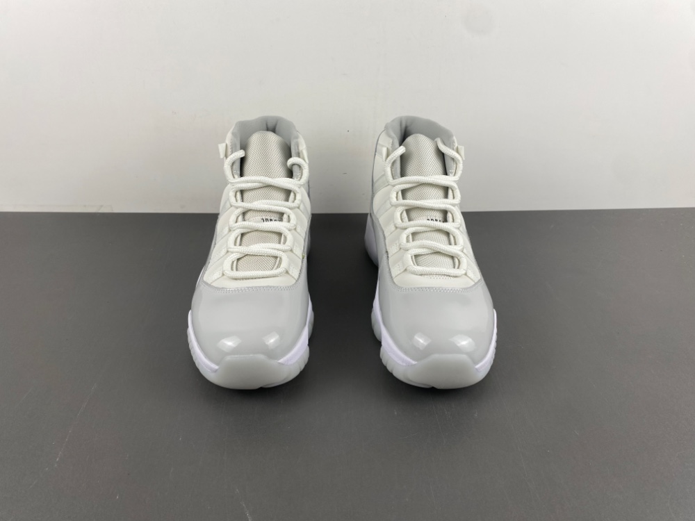 Nike Air Jordan 11 Retro "Grand Finale"  AR0715-110