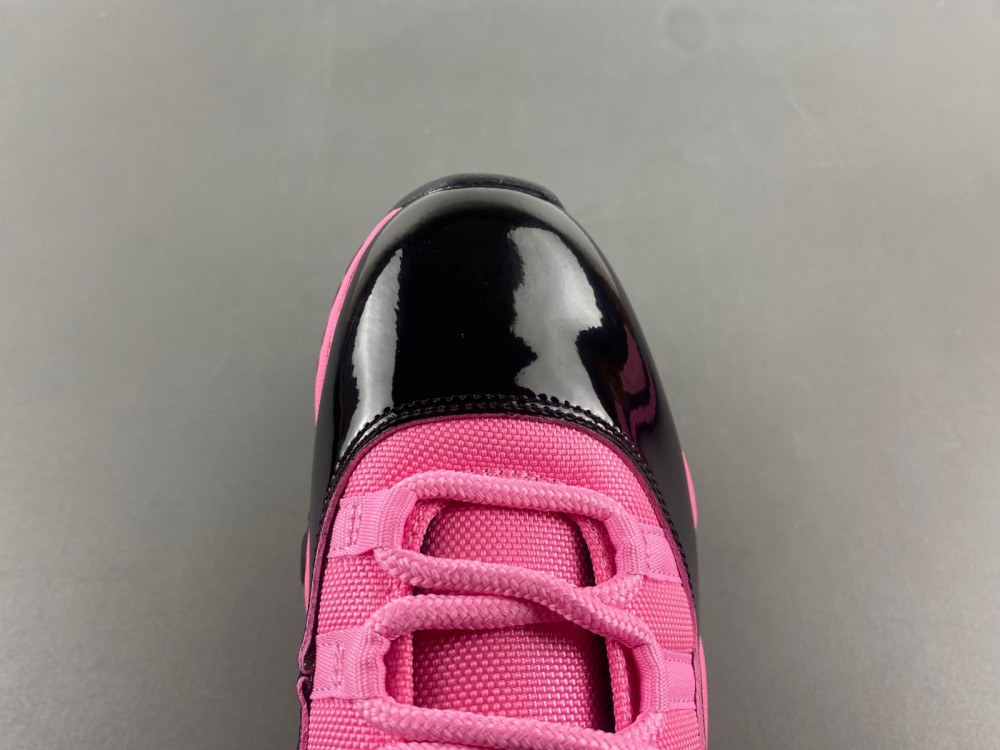 Air Jordan 11 Black and pink men