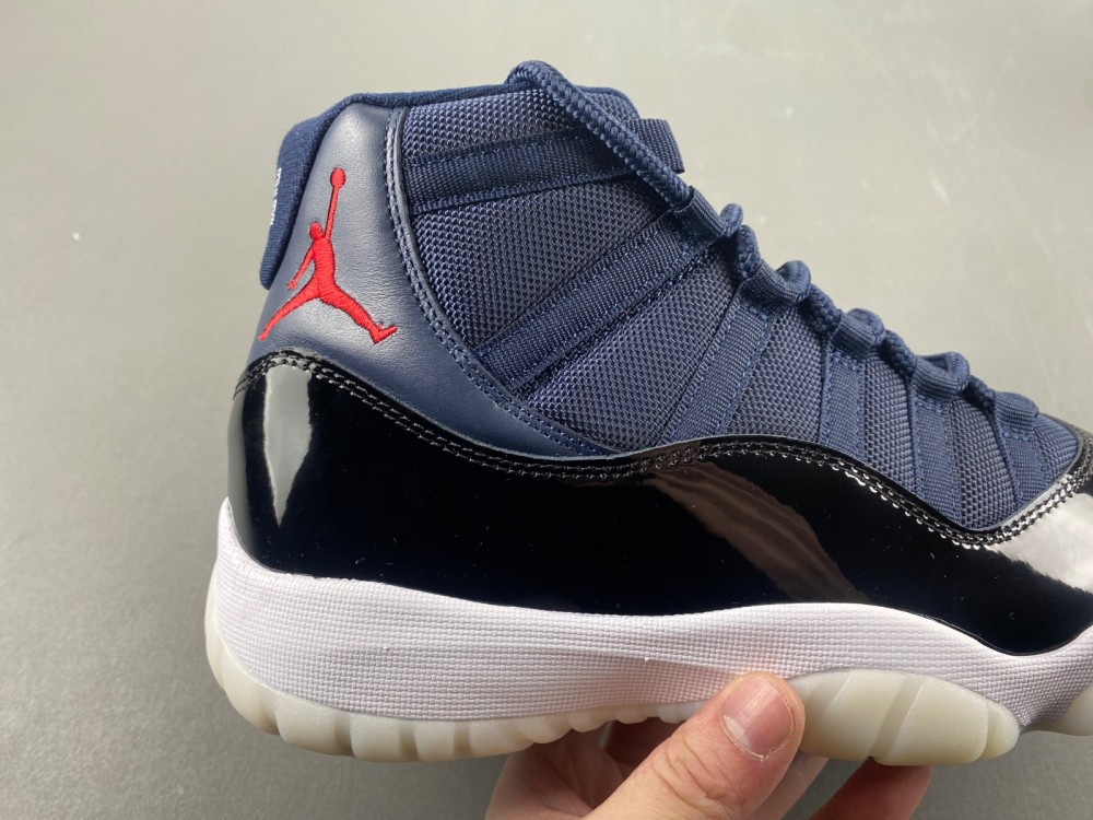 Jordan 11 Retro Midnight Navy DO3857-441