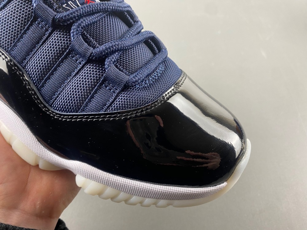 Jordan 11 Retro Midnight Navy DO3857-441