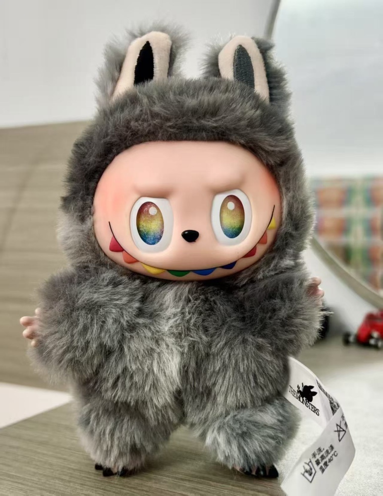 POPMART  LABUBU 3.0