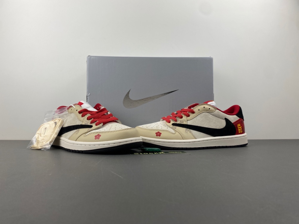 Travis Scott x Fragment Design x Air Jordan 1 Low OG SP AJ1