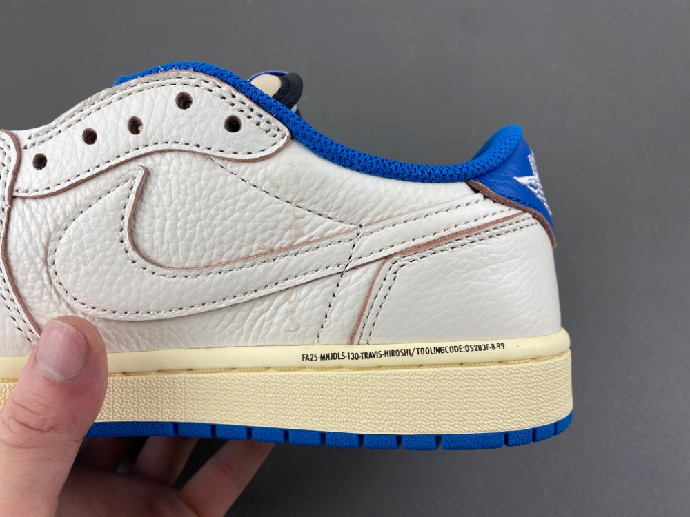 Travis Scott x Fragment x Air Jordan 1 Low OG