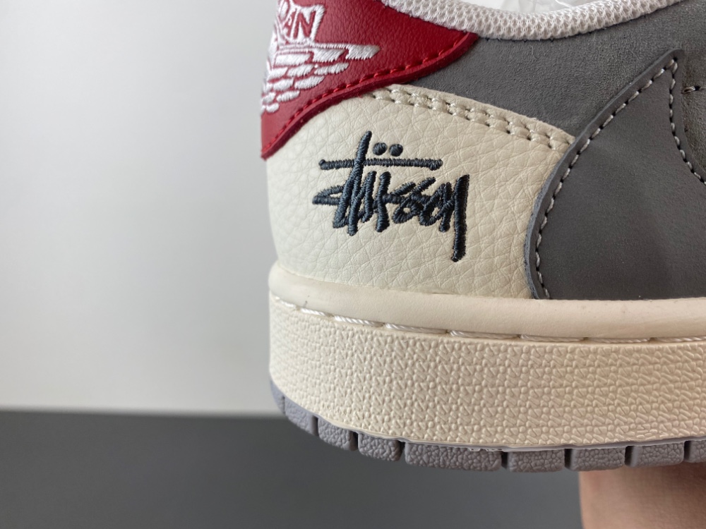 Travis Scott x Fragment Design x Jordan Air Jordan 1 Low OG SP