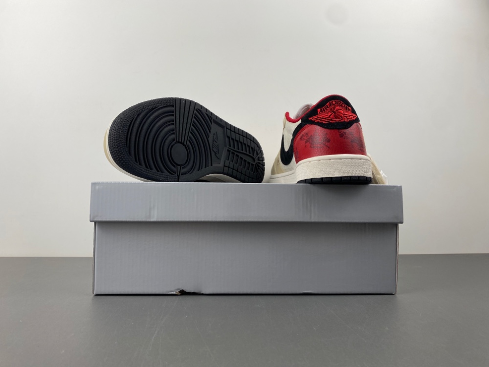 Travis Scott x Fragment Design x Air Jordan 1 Low OG SP AJ1