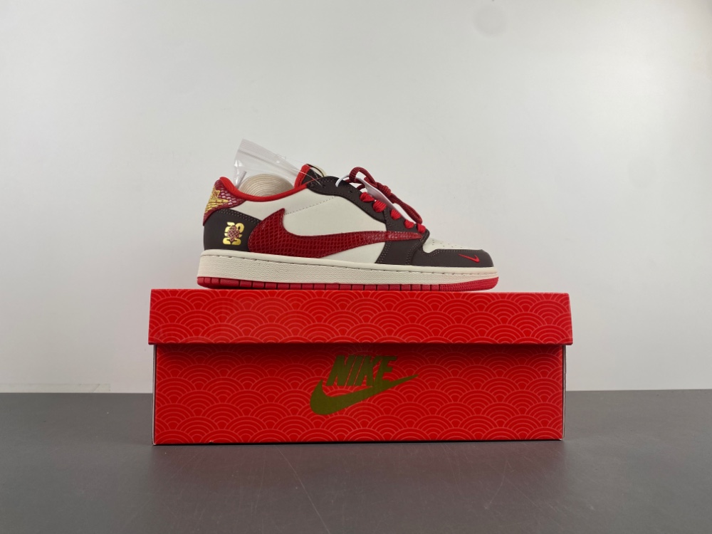 Fragment x Travis Scott  Air Jordan 1 Low