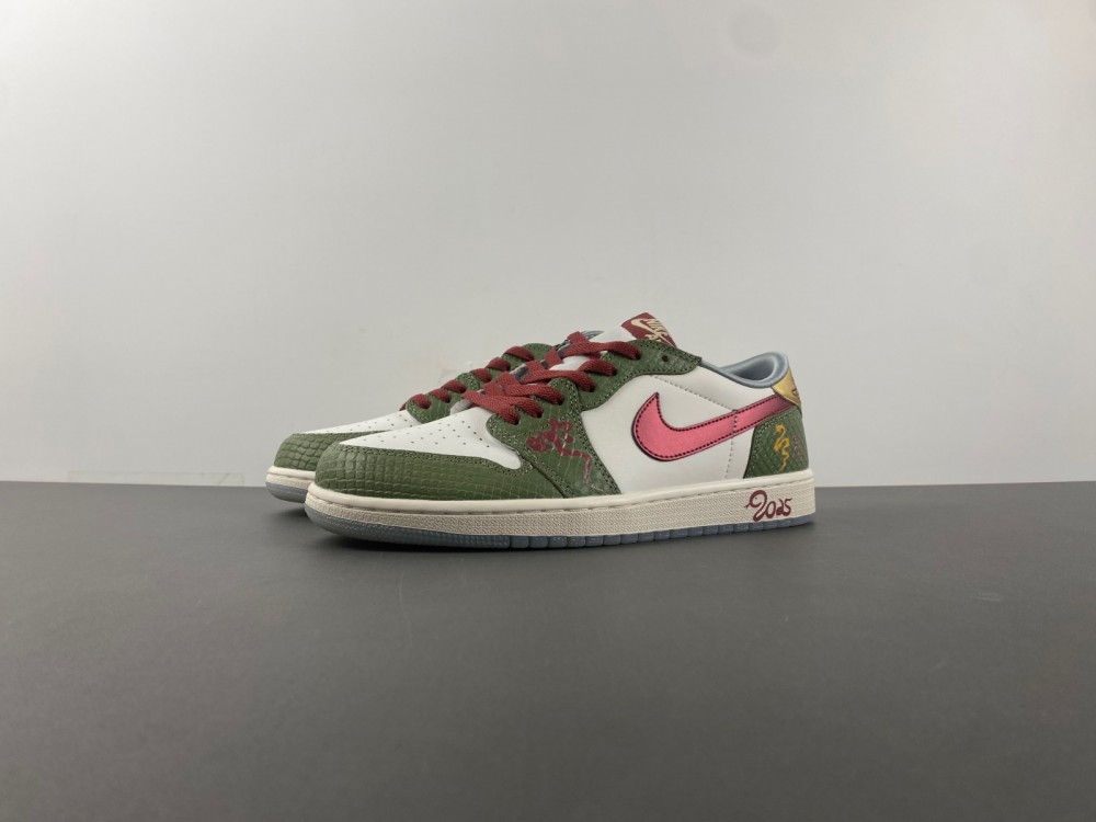 Air Jordan 1 Retro Low OG 'Year of the Dragon'