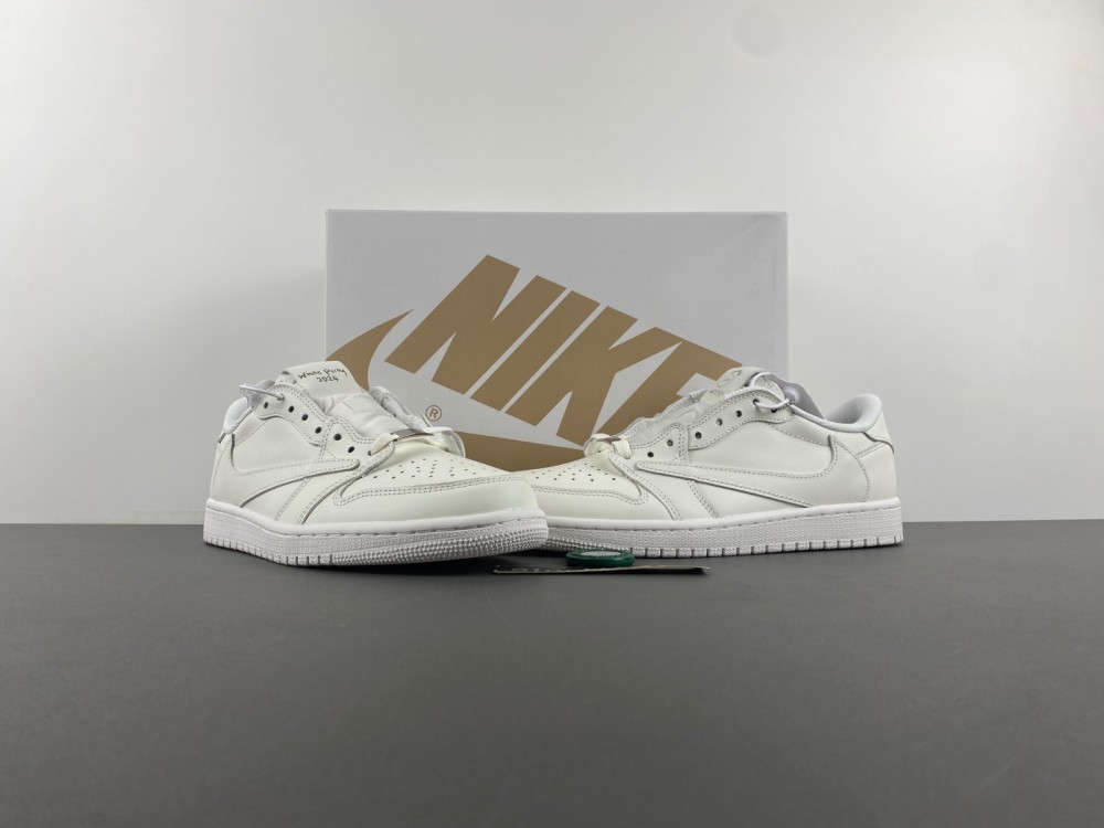 Travis Scott x Air Jordan 1 Low