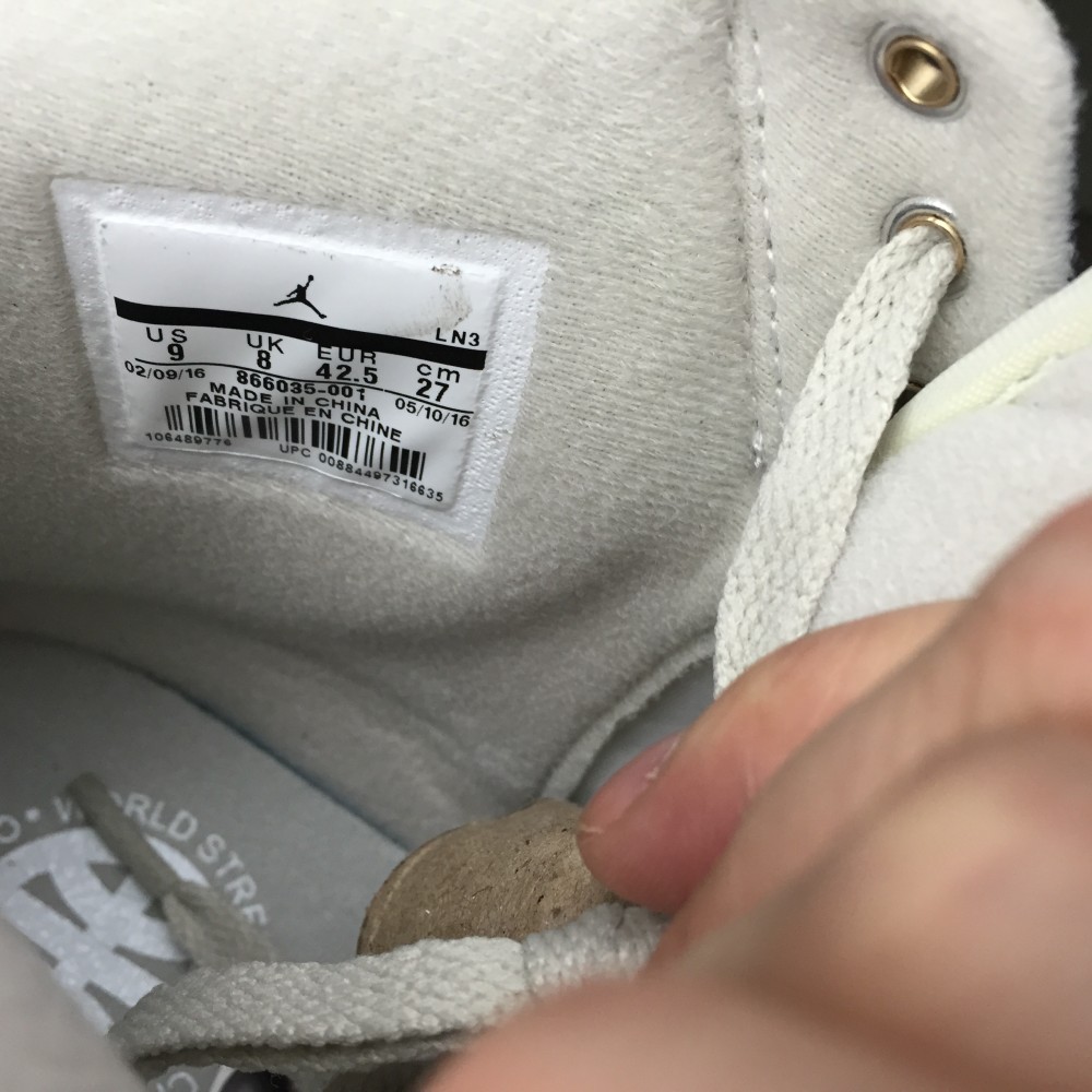 Air Jordan 2 Retro Q54