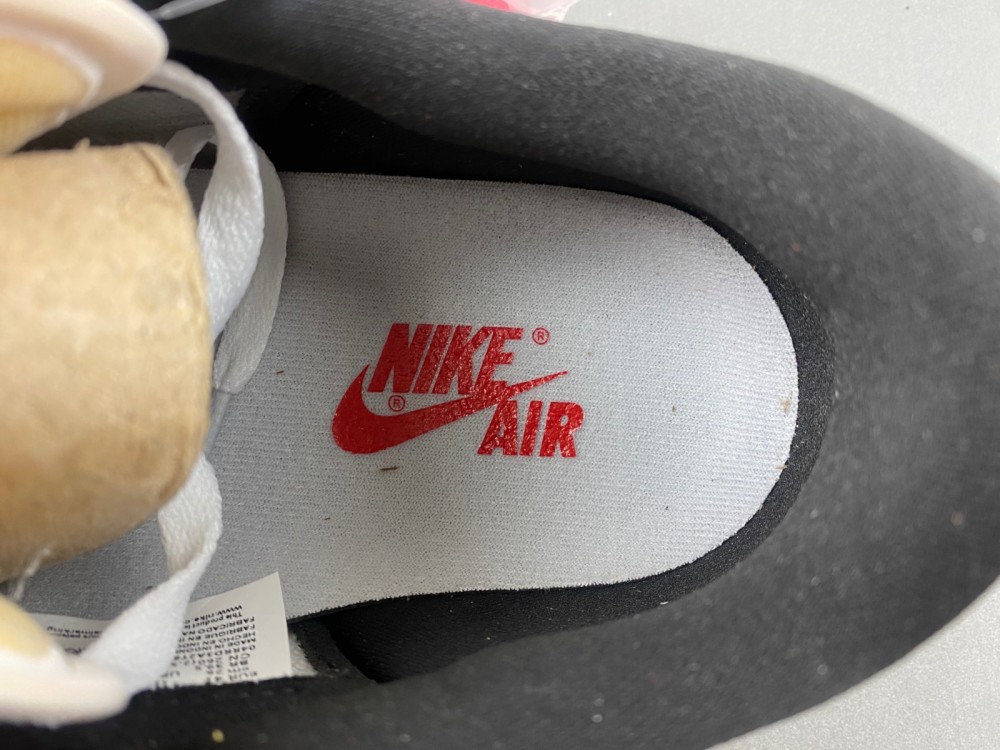 Air Jordan 1 Low OG “Chicago”