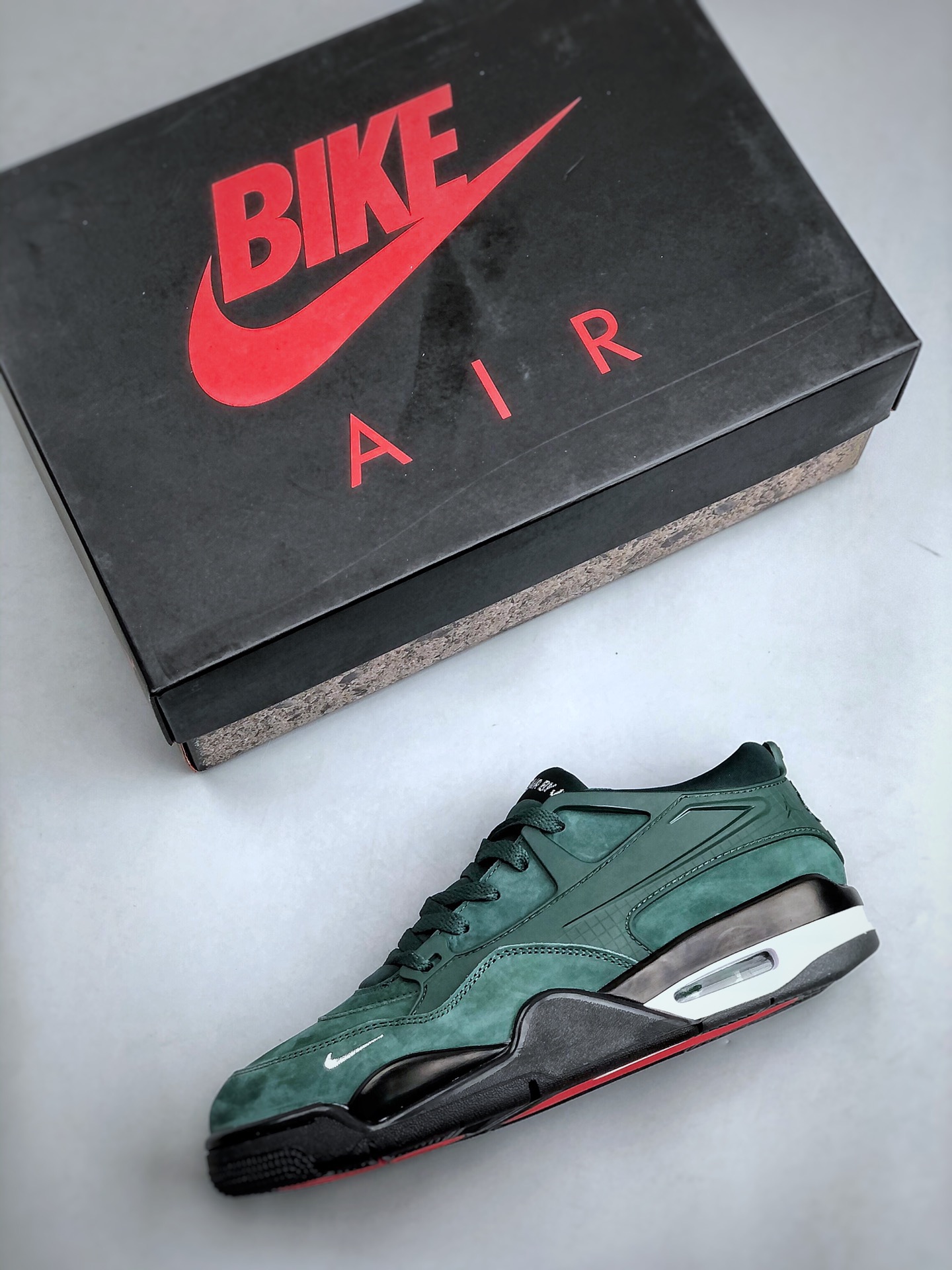 Nigel Sylvester × Nike Air Jordan 4 Fence Green HF4334-300