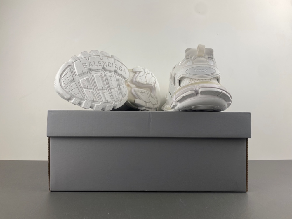 Balenciaga Track 3.0 825417 WDTSC 1000
