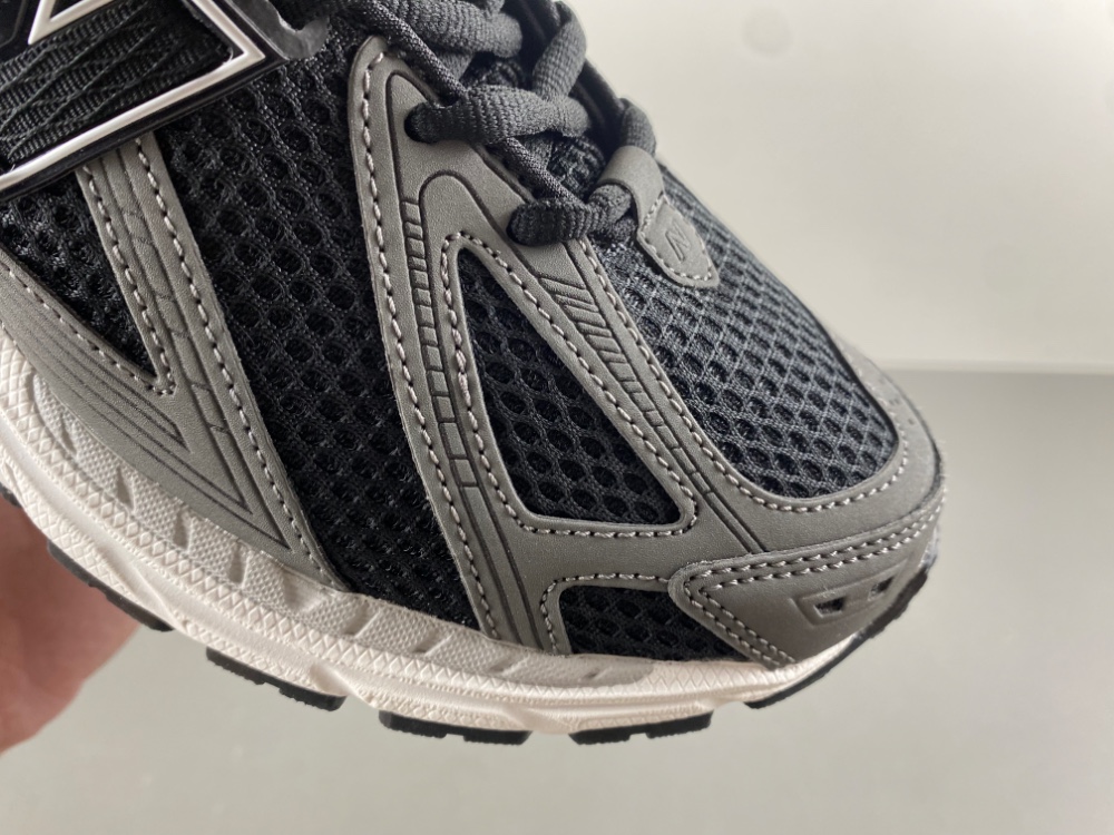 New Balance 1906A  U1906RCB