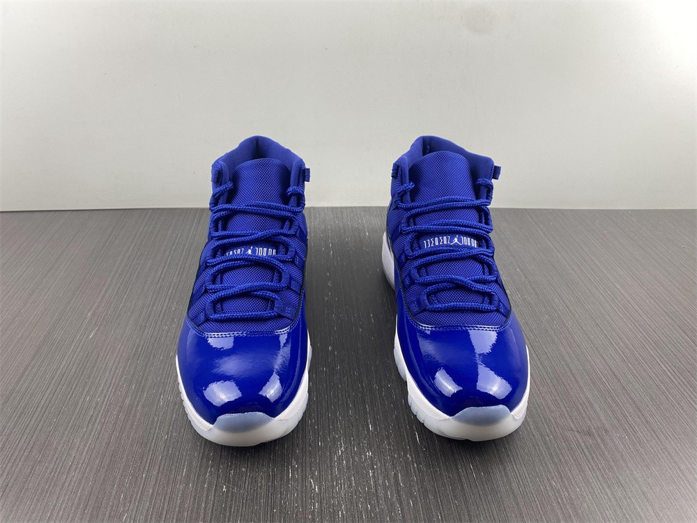 Air Jordan 11 AT7802
