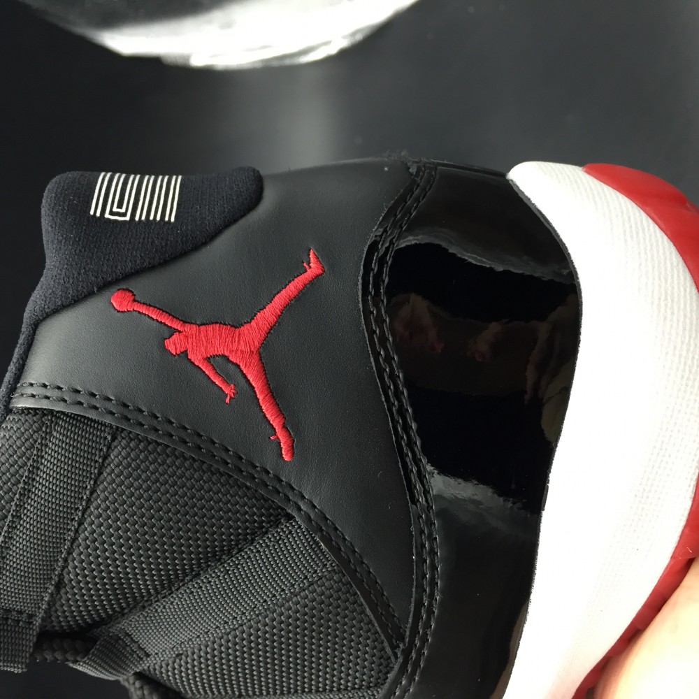 Air Jordan11 378037-010
