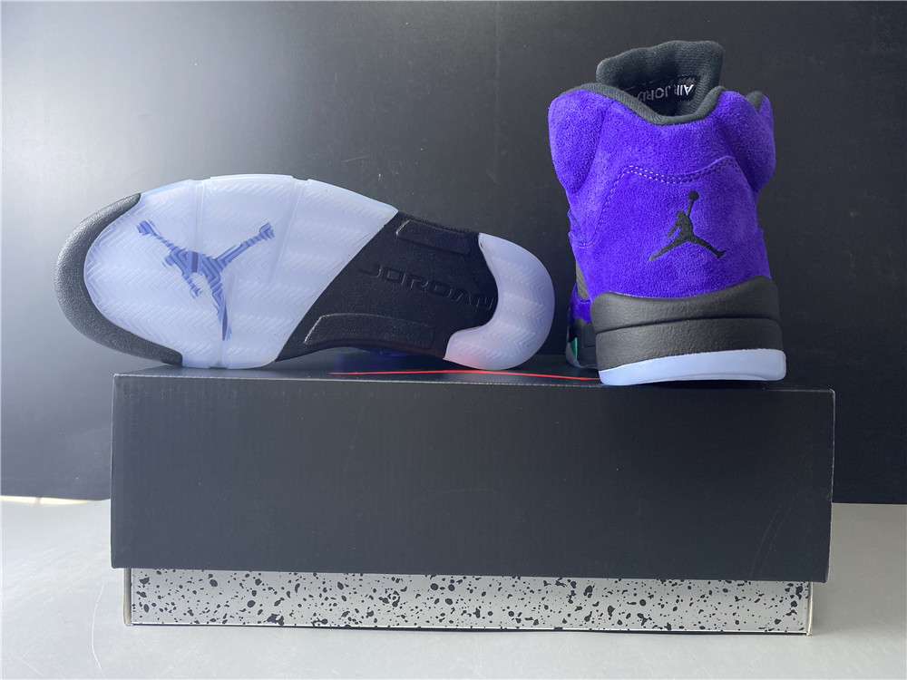 Air Jordan 5 “Alternate Grape”136027-500