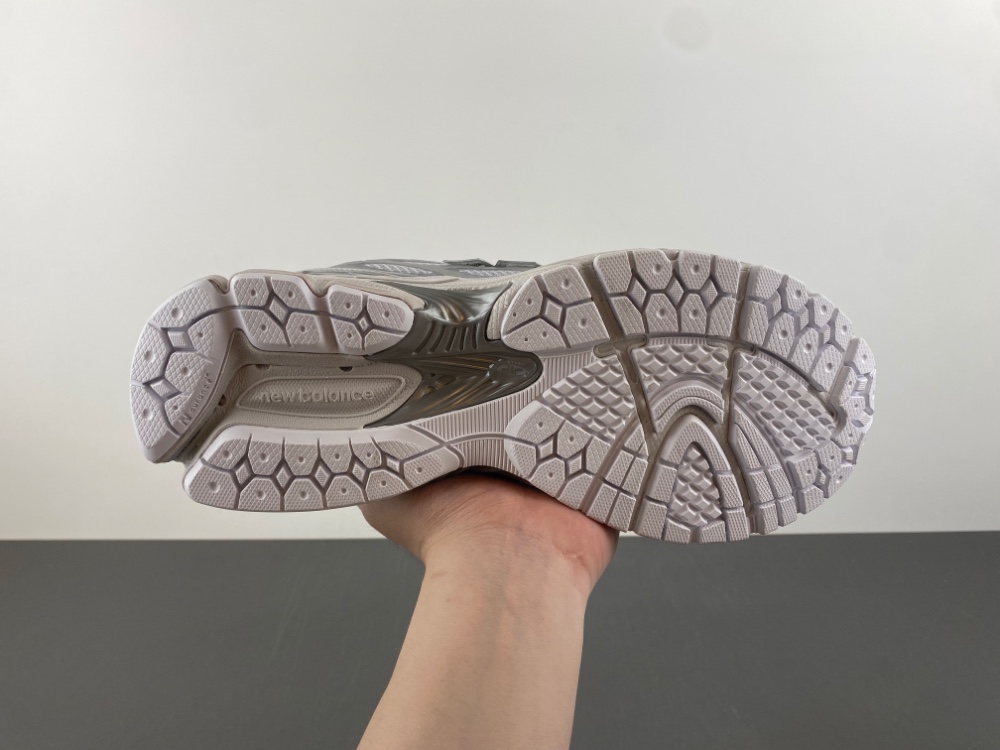 New Balance U1906WFE