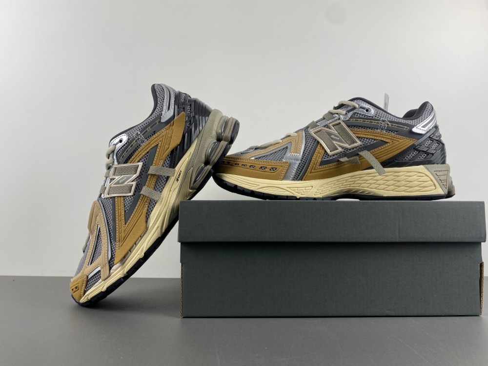 New Balance U1906AA1