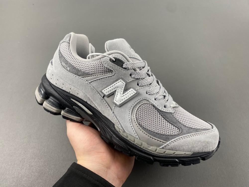 new balance NB M2002RC1